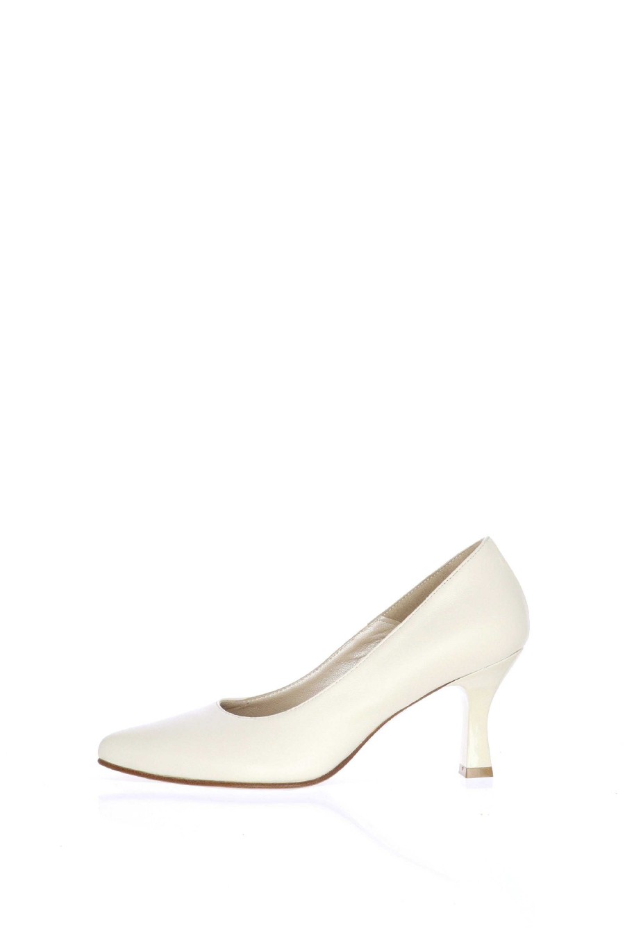 Sandra Decollete In Nappa Phard E Panna Soffice Sogno Decollete E Slingback